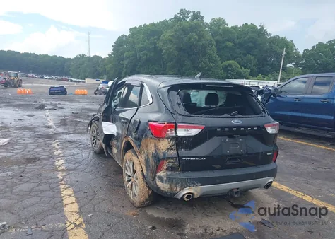 2020 Ford Escape Titanium from USA, damaged, VIN 1FMCU9J95LUB19979